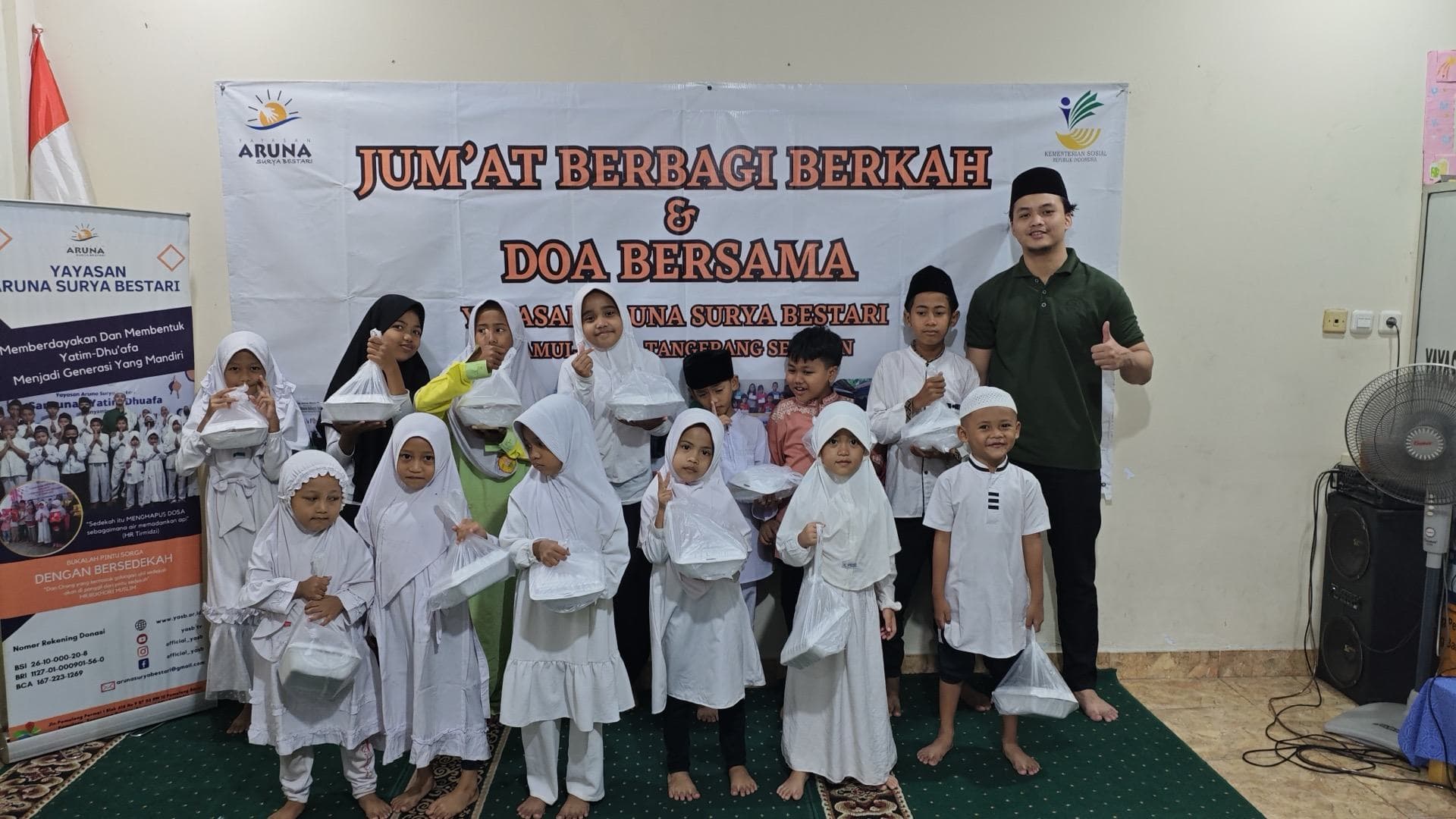 Jum'at Berbagi Berkah: Berbagi untuk Yatim dan Dhuafa