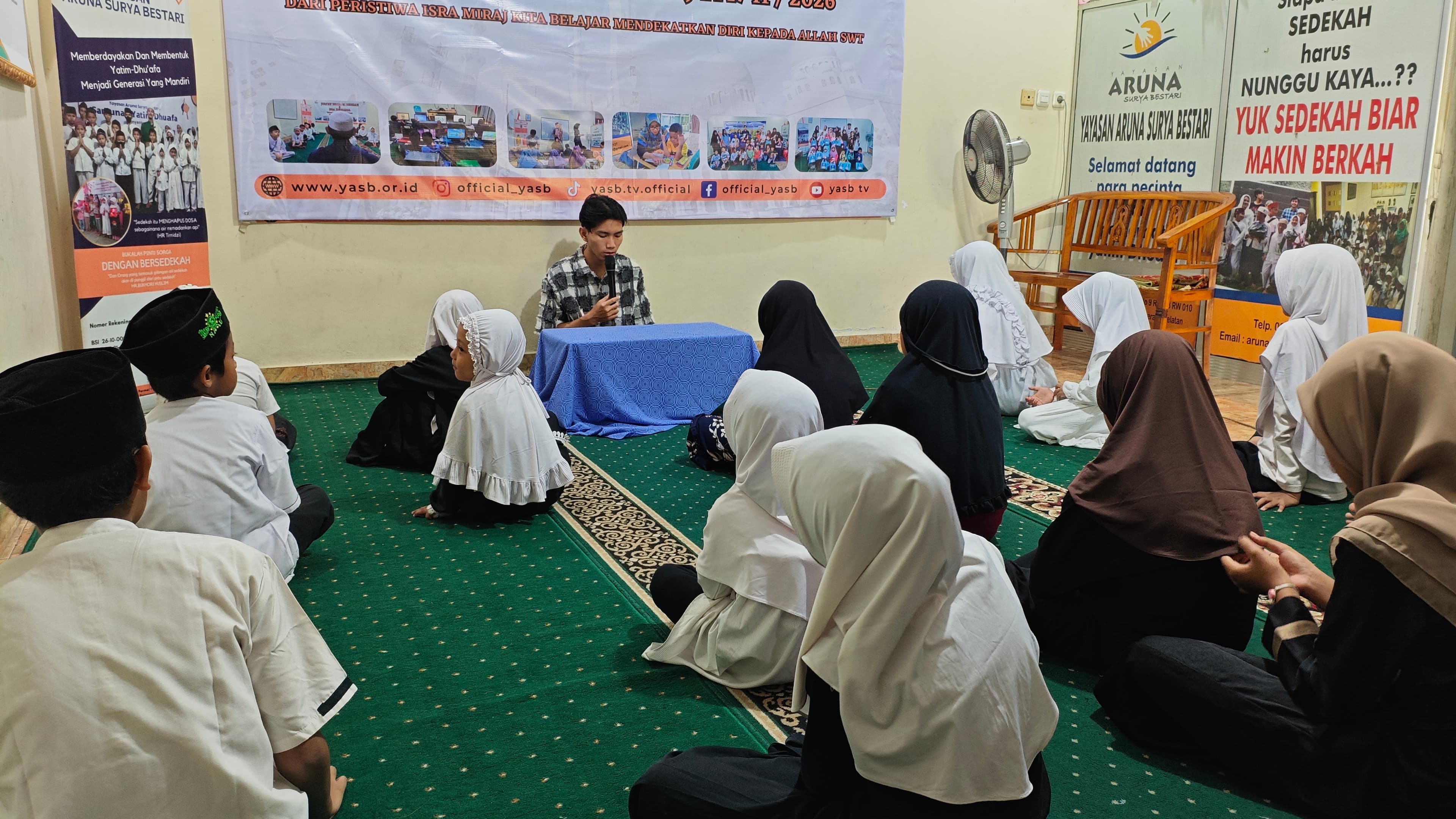 Kajian peringatan Isra Mi'raj bersama anak binaan